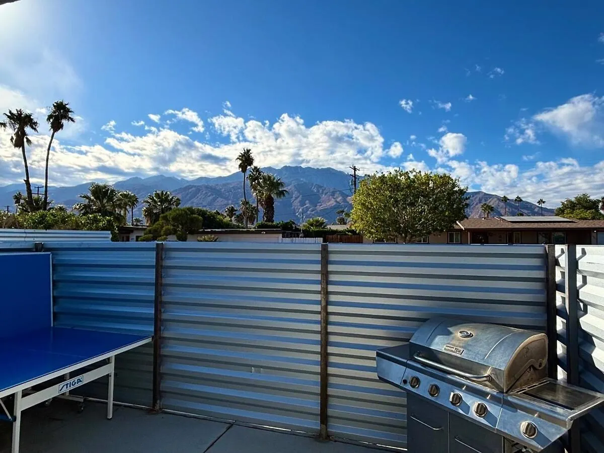 Blast From The Past 1959 Mid Century Eclectic Home Palm Springs 0*,  ABD