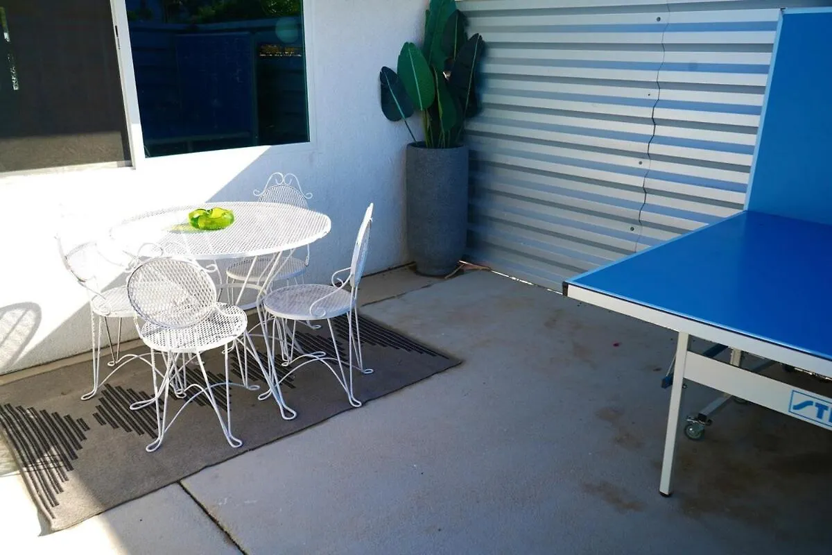 Blast From The Past 1959 Mid Century Eclectic Home Palm Springs